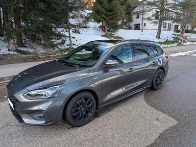 Second-hand Ford Focus ST-Line 182 CP (133 kW) 2019 Gri Break