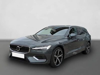 Grün Gebraucht 2025 Volvo V60 Ultra Kombi | 68.720 €
