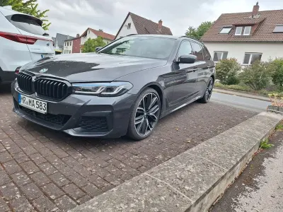 Gebraucht BMW 520 M Sport 190 PS (139 kW) 2021 Grau Limousine
