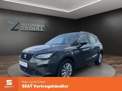 Gebraucht Seat Arona Style 116 PS (85 kW) 2024 Grau SUV