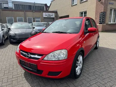Gebraucht Opel Corsa Edition 80 PS (58 kW) 2006 Rot Kleinwagen