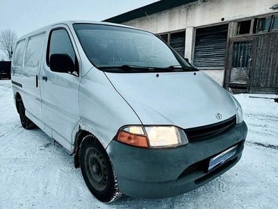 Gebraucht Toyota HiAce 88 PS (64 kW) 2003 Silber Van / Kleinbus