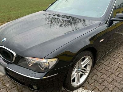 Gebraucht BMW 740 306 PS (225 kW) 2007 Schwarz Limousine