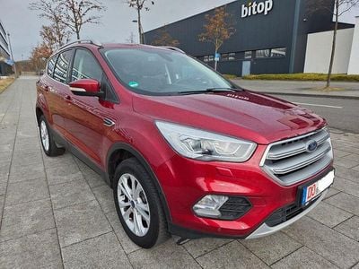 Gebraucht Ford Kuga Titanium 150 PS (110 kW) 2018 Rot SUV