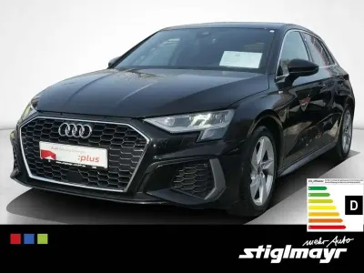 Używany Audi A3 S-Line 150 KM (110 kW) 2023 Czarny Sedan/Limuzyna