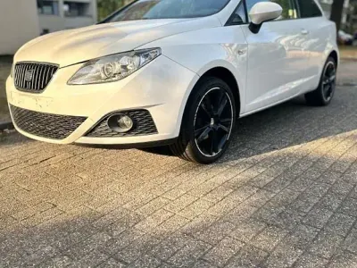 Gebraucht Seat Ibiza SC Sport 105 PS (77 kW) 2009 Weiß Kleinwagen