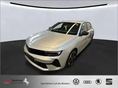 Gebraucht Opel Astra 131 PS (96 kW) 2024 Silber metallic Kleinwagen