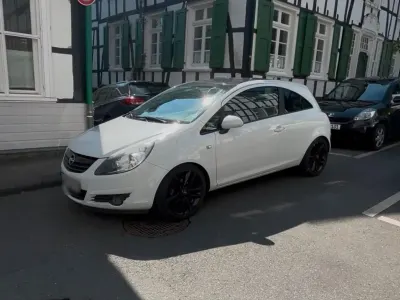 Gebraucht Opel Corsa OPC 80 PS (58 kW) 2009 Weiß Kleinwagen
