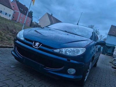 Gebraucht Peugeot 206 CC 109 PS (80 kW) 2005 Blau Cabrio