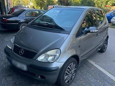 Mercedes A200