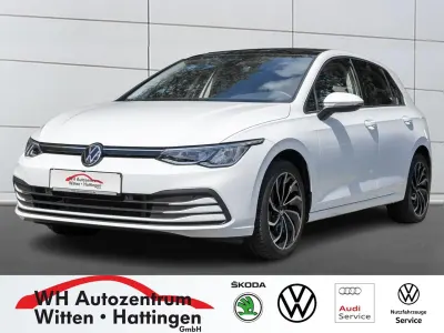 Gebraucht VW Golf VIII Life 116 PS (85 kW) 2024 Pure white Limousine