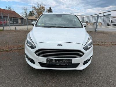 Gebraucht Ford S-MAX S 150 PS (110 kW) 2018 Weiß Van / Kleinbus