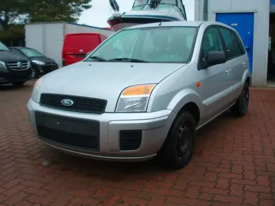 Brugt Ford Fusion Style 80 HK (58 kW) 2010 Sølv Hatchback
