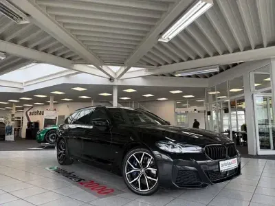 Gebraucht BMW 530 M Sport 286 PS (210 kW) 2021 Schwarz Limousine