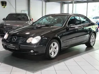 Gebraucht Mercedes CLK240 Avantgarde 170 PS (125 kW) 2003 Schwarz Coupé