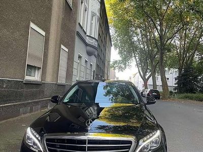 Gebraucht Mercedes C220 Avantgarde 170 PS (125 kW) 2017 Schwarz Kombi