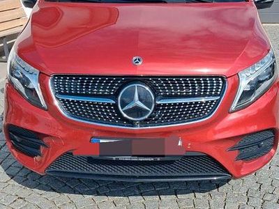 Gebraucht Mercedes V250 Avantgarde Edition 190 PS (139 kW) 2021 Rot Van / Kleinbus