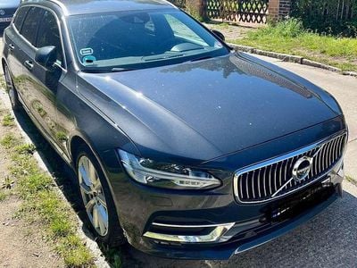 Gebraucht Volvo V90 Inscription 190 PS (139 kW) 2018 Grau Kombi