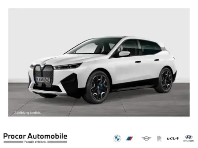 Gebraucht BMW iX Sport Line 239 kW (326 PS) 2024 Weiß SUV