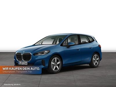 Gebraucht BMW 220 Active Tourer Luxury Line 156 PS (114 kW) 2025 Phytonicblau metallic Van / Kleinbus