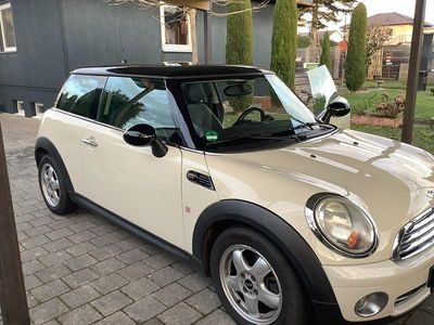 Weiß Gebraucht 2007 Mini Cooper Kleinwagen | 6.400 €