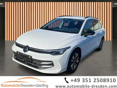 Gebraucht VW Golf VIII Goal 150 PS (110 kW) 2025 Weiß Kombi