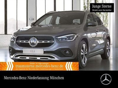 Grau Gebraucht 2021 Mercedes GLA250 Progressive SUV | 33.990 € (Fairer Preis)