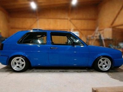 Second-hand VW Golf II 75 CP (55 kW) 1984 Albastru Hatchback