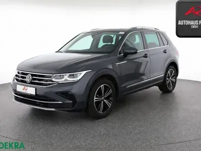 Gebraucht VW Tiguan Elegance 150 PS (110 kW) 2023 Delfingrau SUV