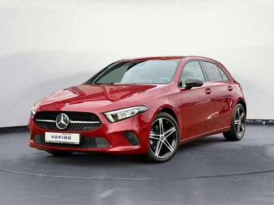 Gebraucht Mercedes A200 Night 163 PS (119 kW) 2020 Rot Limousine