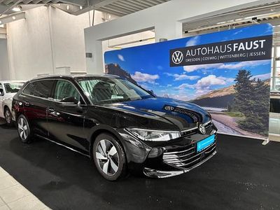 Schwarz metallic Gebraucht 2025 VW Passat Elegance Kombi | 39.950 € (Fairer Preis)