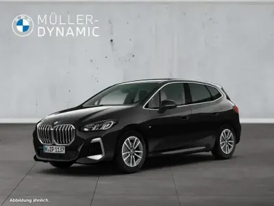 Gebraucht BMW 218 Active Tourer M Sport 136 PS (100 kW) 2023 Saphirschwarz Van / Kleinbus