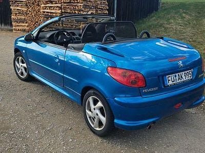 Gebraucht Peugeot 206 CC 109 PS (80 kW) 2005 Blau Cabrio