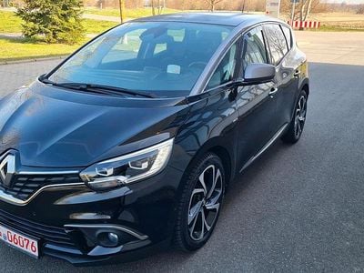 Second-hand Renault Scénic IV Bose Edition 131 CP (96 kW) 2016 Negru Monovolum