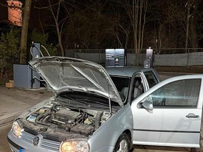 Gebraucht VW Golf IV 75 PS (55 kW) 2001 Grau Kleinwagen