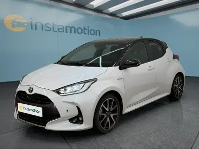 Gebraucht Toyota Yaris Style 116 PS (85 kW) 2021 Weiß Kleinwagen