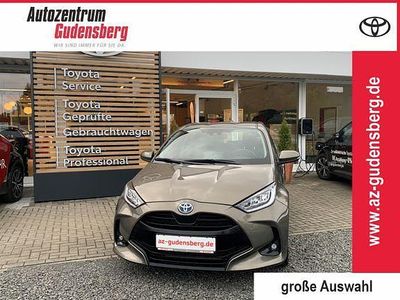 Bronze Gebraucht 2023 Toyota Yaris Hybrid Team Kleinwagen | 20.940 € (Fairer Preis)