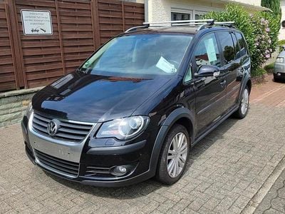 VW Touran Cross