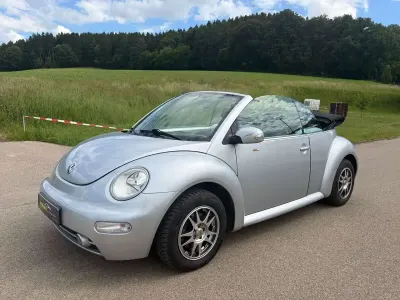 Gebraucht VW New Beetle Cabriolet 116 PS (85 kW) 2004 Reflexsilber metallic Cabrio