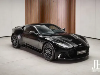 Gebraucht Aston Martin DBS 770 PS (566 kW) 2023 Schwarz Coupé