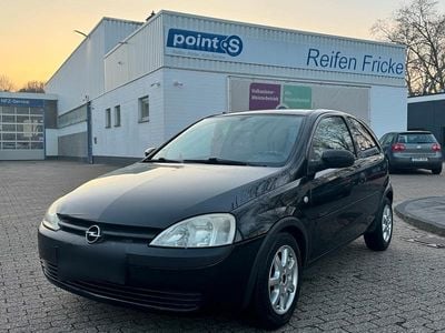Schwarz Gebraucht 2001 Opel Corsa Comfort Kleinwagen | 800 € (Guter Preis)