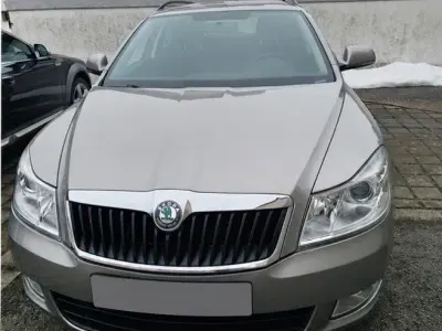 Gebraucht Skoda Octavia 105 PS (77 kW) 2012 Gold Kombi