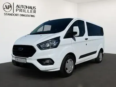 Używany Ford Transit Custom Trend 131 KM (96 kW) 2019 Biały Kombi