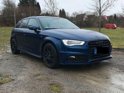 Gebraucht Audi A3 S-Line 122 PS (89 kW) 2014 Blau Limousine
