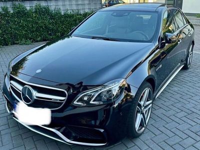 Mercedes E63S AMG