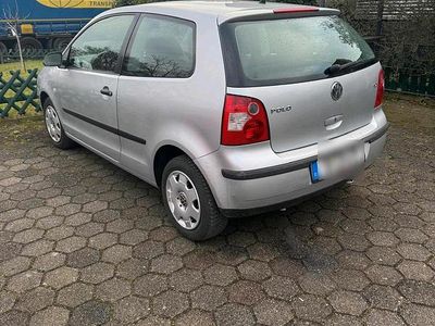 Silber Gebraucht 2002 VW Polo Kleinwagen | 1.300 € (Fairer Preis)