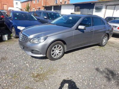 Mercedes E220
