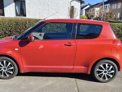 Gebraucht Suzuki Swift Club 92 PS (67 kW) 2006 Rot Kleinwagen