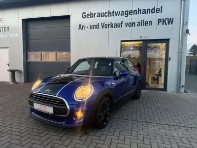 Gebraucht Mini ONE 131 PS (96 kW) 2019 Starlight blue Kleinwagen