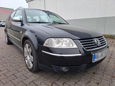 Schwarz Gebraucht 2002 VW Passat Highline Kombi | 2.890 € (Guter Preis)